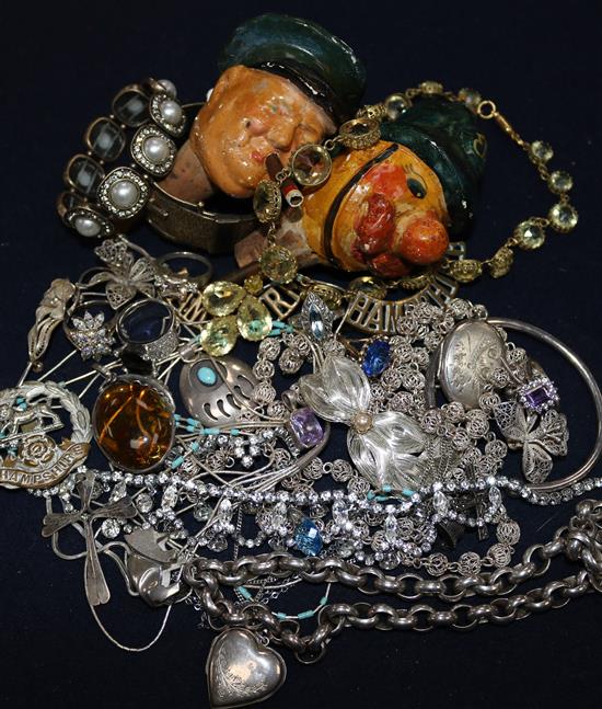 A quantity of mixed silver and costume jewellery.